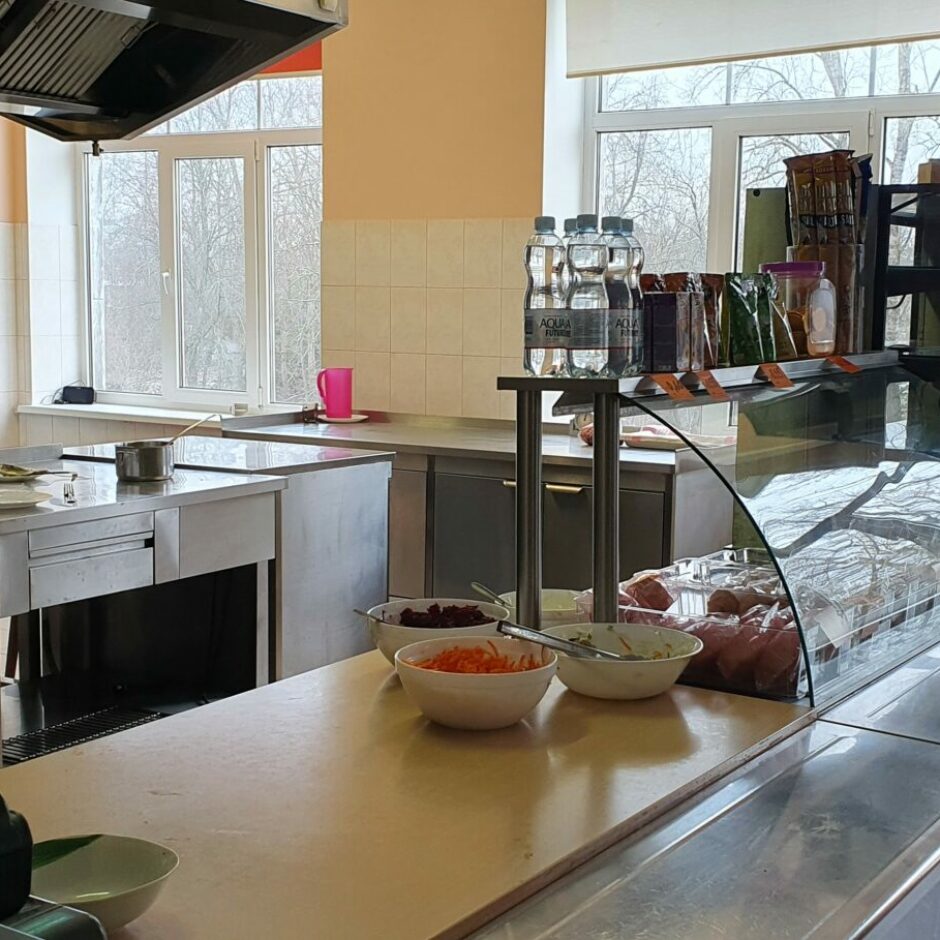 Tumes skolas ēdnīca