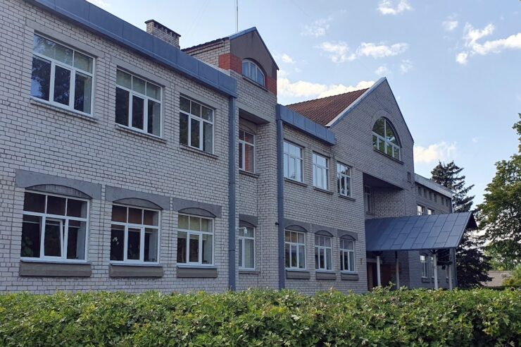 Tumes skolas ēka - fasāde